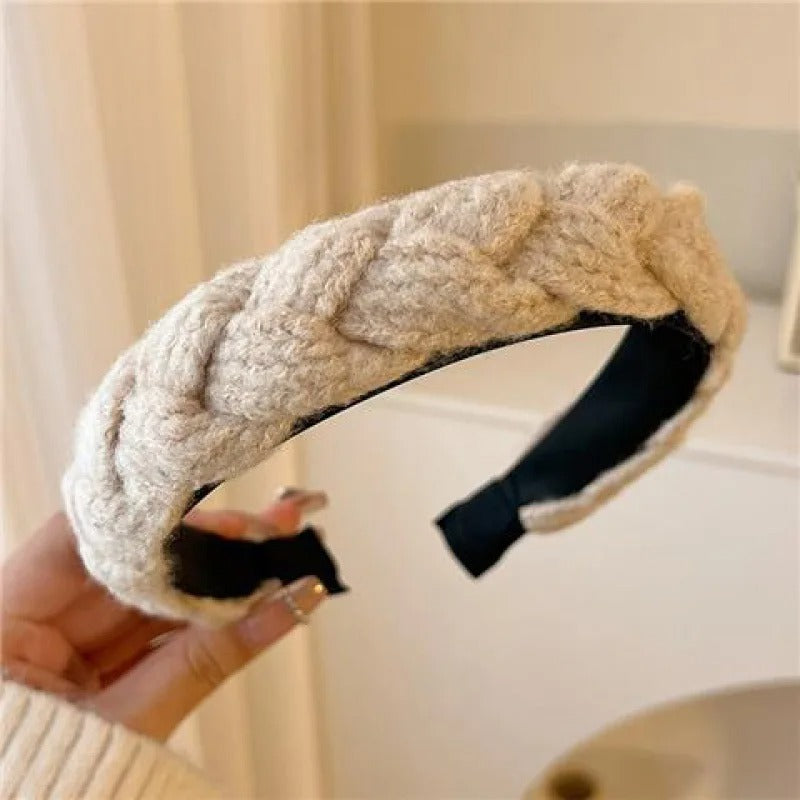 Chunky braided headband