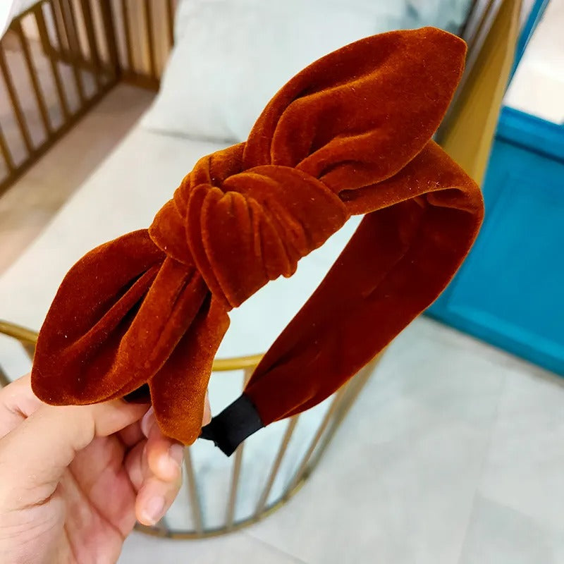 Velvet bow headband in brown