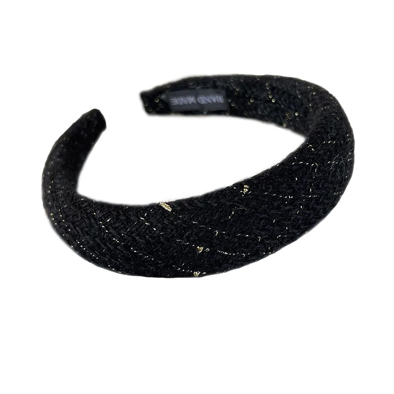 Black crochet headband woman
