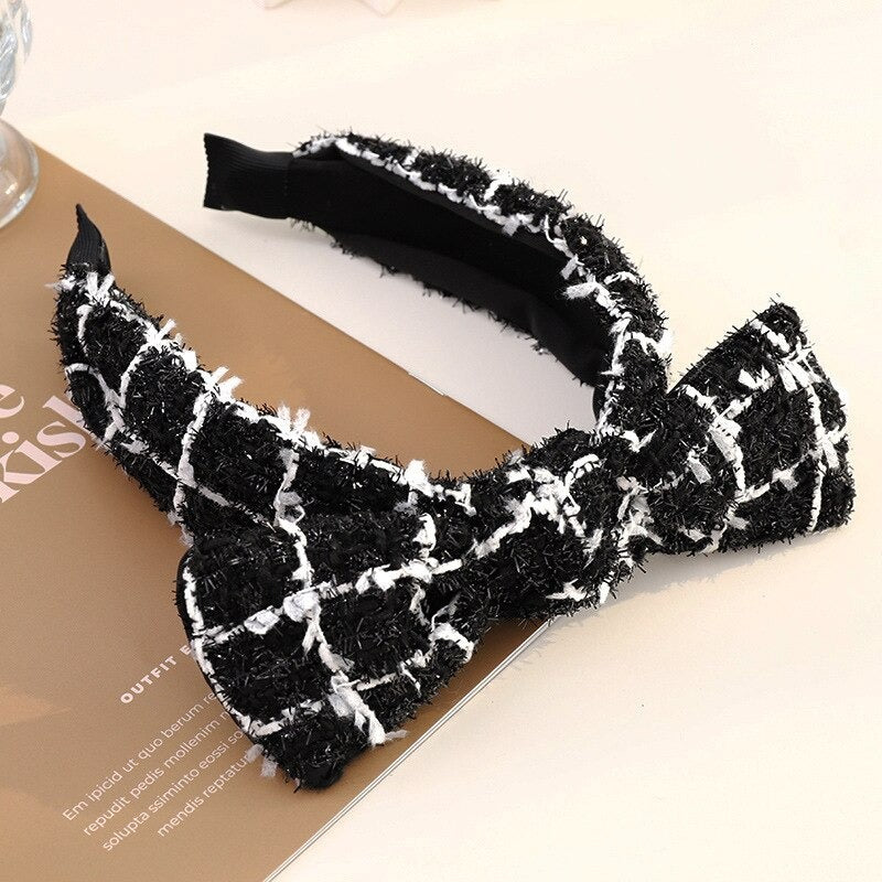 Black and white bow crochet headband